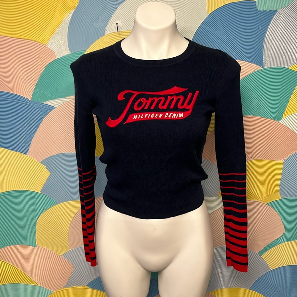 Tommy Hilfiger Denim Sweater Size M navy blue  red long sleeve stretchy midriff